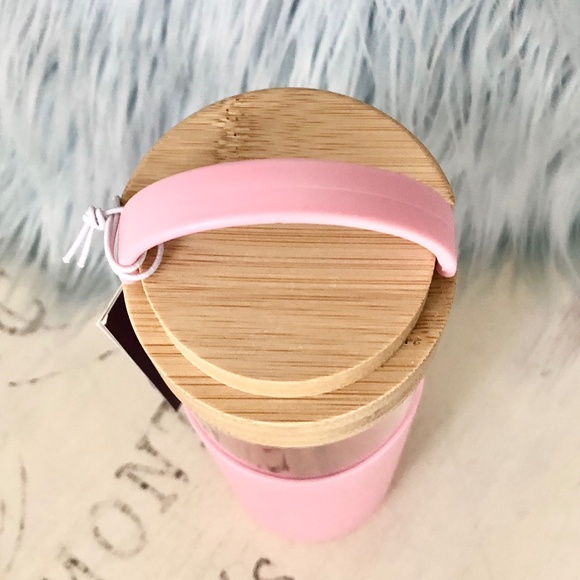 Glass Water Bottle, Bamboo Lid Screw Top W/Handle & Pink Silicone Sleeve, 20 oz - Picture 4 of 13